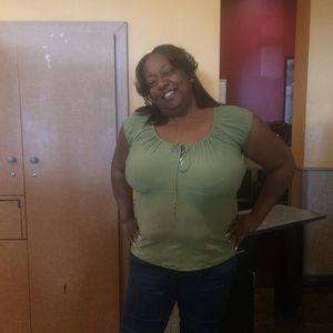 Meet your Posher, Angela